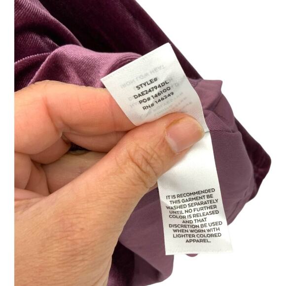 Lulu's Maliya Purple Velvet Gown Size Small NWOT $68 MSRP - Picture 7 of 8